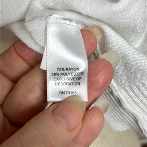 Cable & Gauge White Open Front Cardigan Sweater with Closure Detail - Size Large - Picture 11 of 12